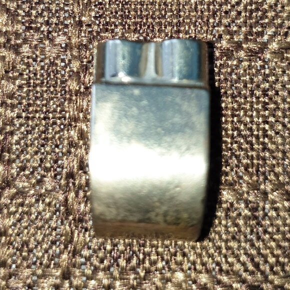 Unusual Vintage Mid-Century Spanish Red & Purple Resin Inlaid Silver Tone Ring - Picture 5 of 14